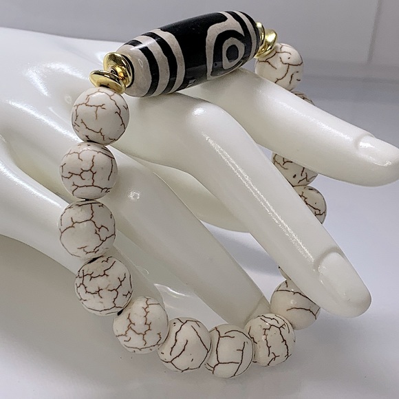 BONES & TEETH NATURAL BRACELET size 7” - Picture 2 of 8